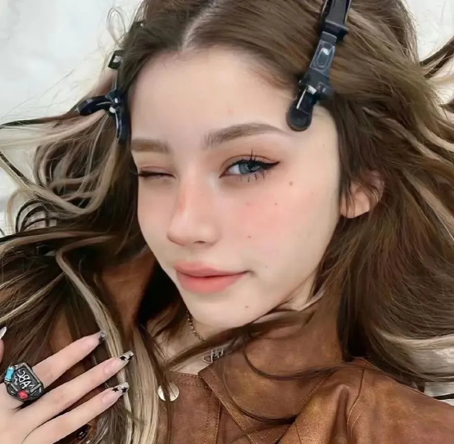 风中的母鸡